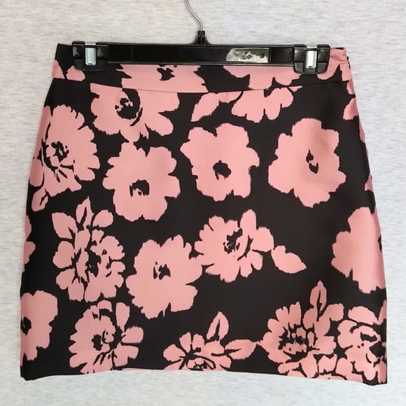 Milly Modern Floral Mini Skirt - Picture 4 of 6